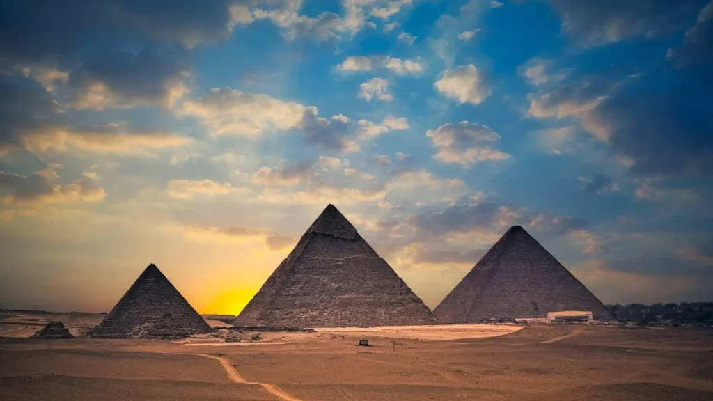 holidays to egypt pyramids